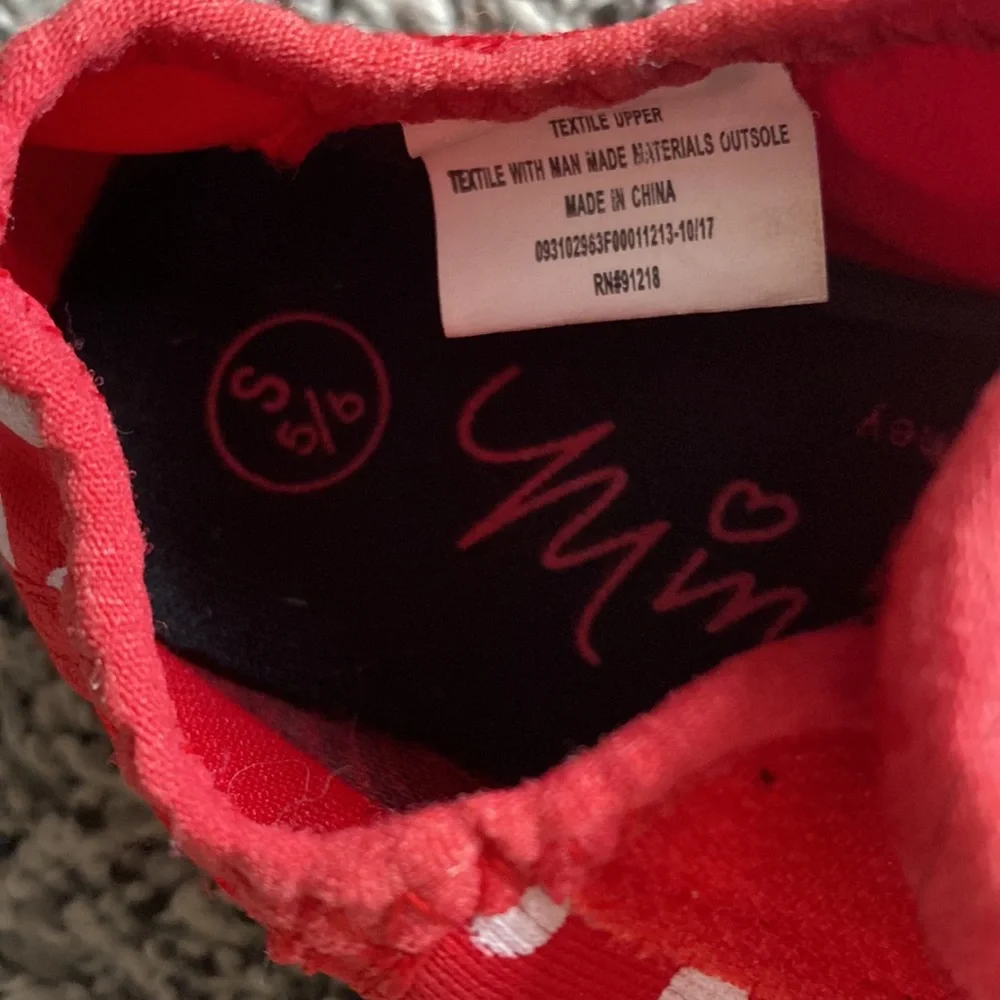 Minnie Mouse Water Shoes